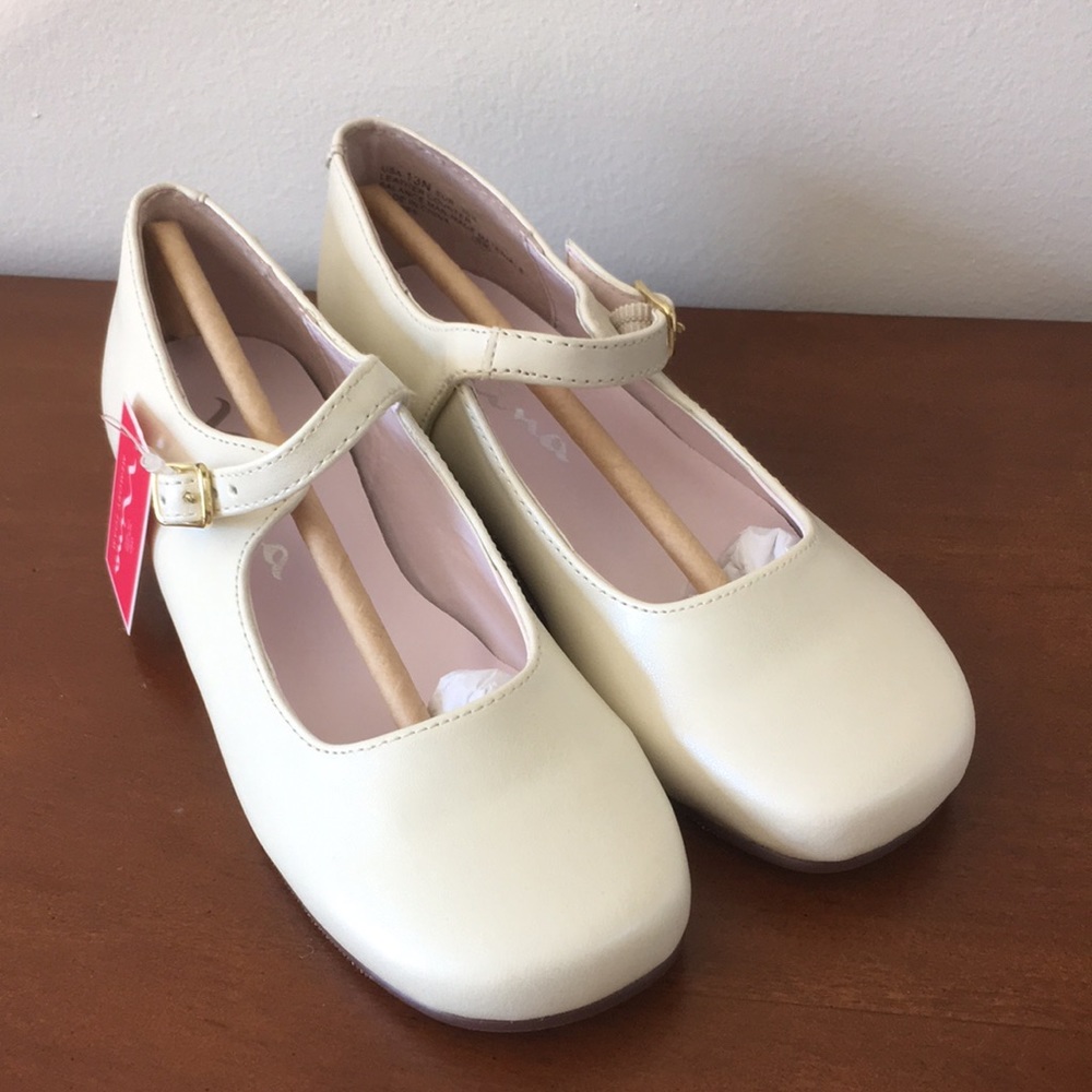 Nina Bonnett Mary Jane Bone Pearlized